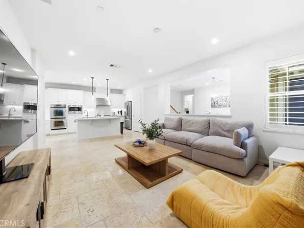 37 Roycroft, Irvine, CA 92620
