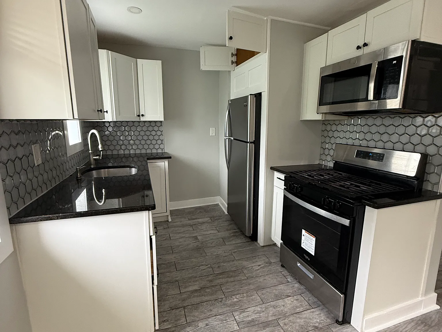 2 bed, $2,150 — Photo 1