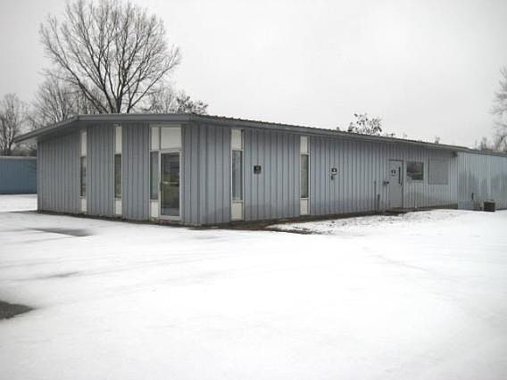 1st image of 2331 Industrial St