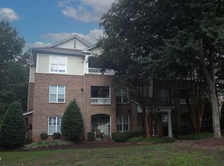 8011 Allyns Landing Way APT 202, Raleigh, NC 27615