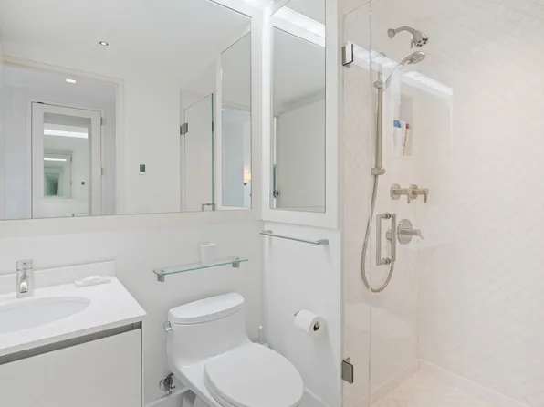 160 West 66th Street image 10 of 10