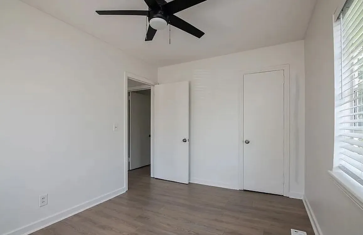 3 bed, 1146 sqft, $1,800 — Photo 1