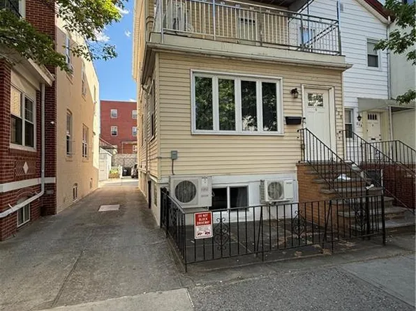 228 72nd St, Brooklyn, NY 11209