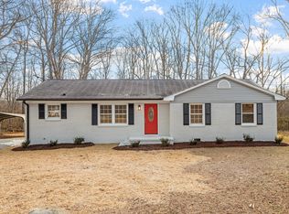 2677 Saunders Rd, Burlington, NC 27217