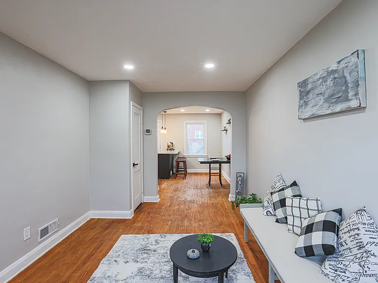 3635 Lyndale Ave — Photo 8