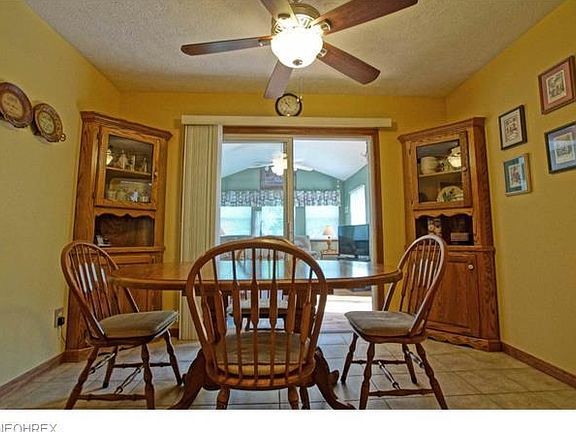 4th image of 36635 Garretts Cove Dr