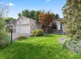 1093 W Greenhead St, Meridian, ID 83642