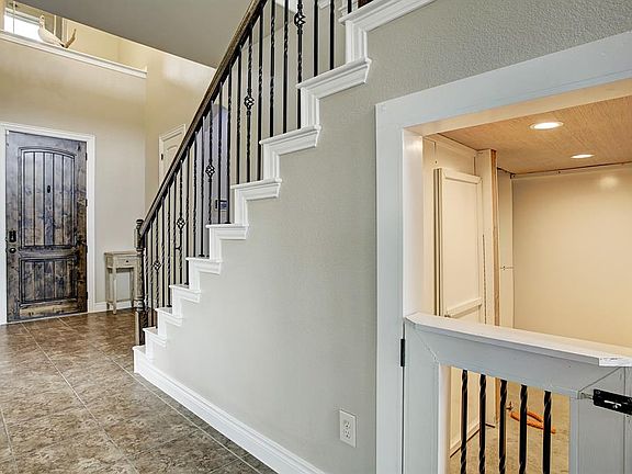 5th image of 2211 Red Wren Cir