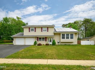 23 Pepperridge Rd, Howell, NJ 07731