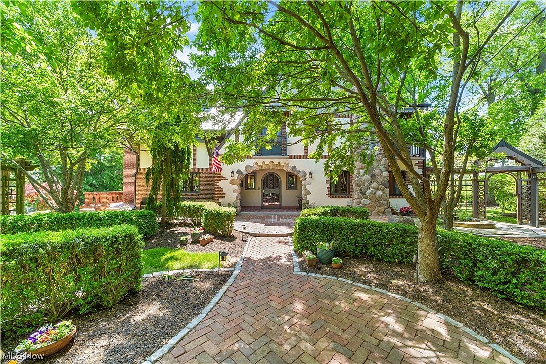 17233 Greenwood Ave, Cleveland, OH 44111 Zillow