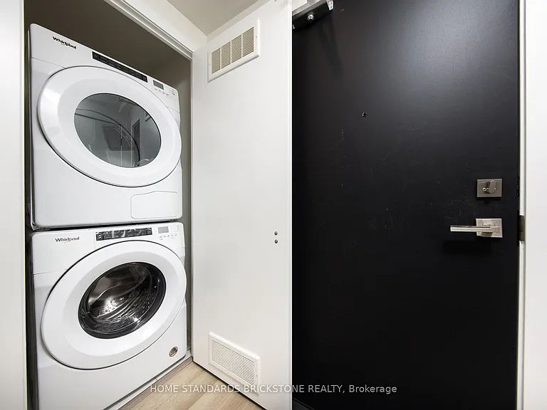 840 Saint Clair Ave W #314 — Photo 4