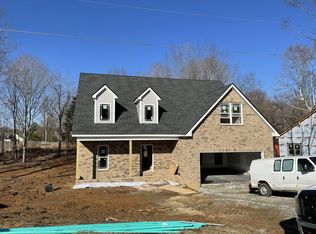 610 Diane Ct, Clarksville, TN 37043