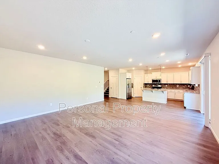 6766 N 89th Loop — Photo 5