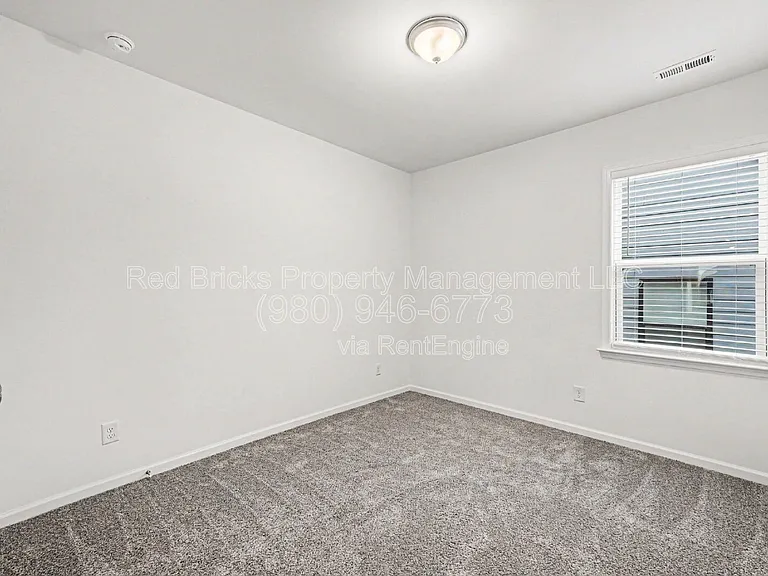11026 Lochmere Rd — Photo 26