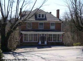 158 Locust Ave, Fairmont, WV 26554