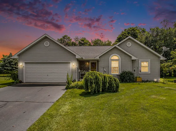 169 Gull Pointe Dr, Battle Creek, MI 49037