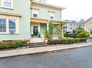 5 Lincoln Rd #2, Brookline, MA 02445