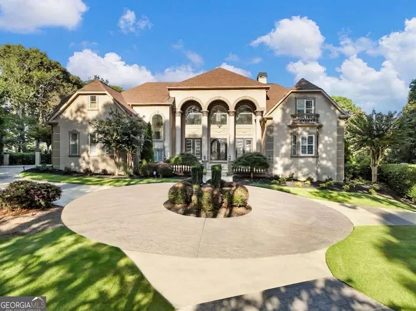 1905 Kathy Whitworth Dr, Braselton, GA 30517