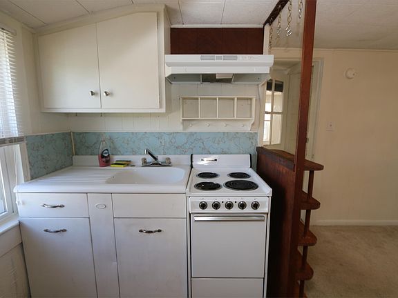 3rd image of 109 49 1/2th St #B
