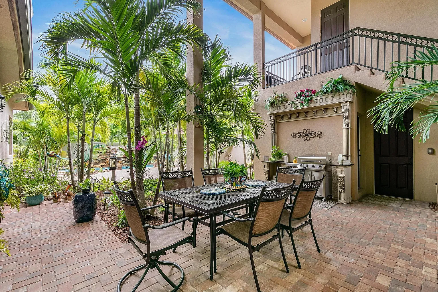 3 bed, 2944 sqft, $9,000 — Photo 4