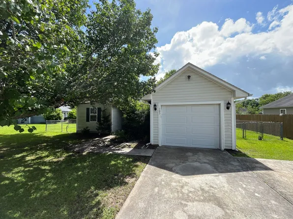103 Eastgate Dr, Jacksonville, NC 28540