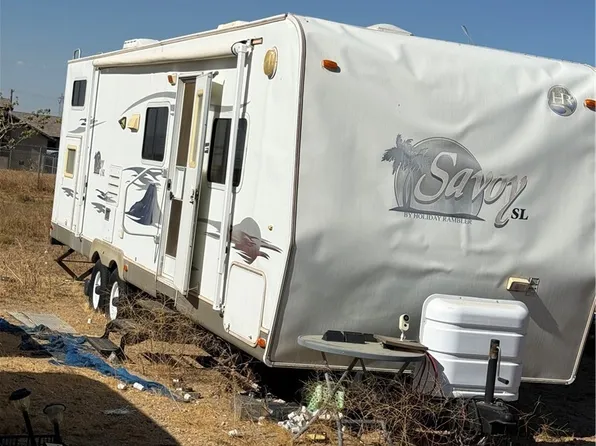9934 Lager Rd, Phelan, CA 92371