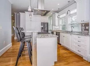 42 Mansur St, Lowell, MA 01852