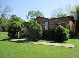 1125 S 7th St, Hartshorne, OK 74547