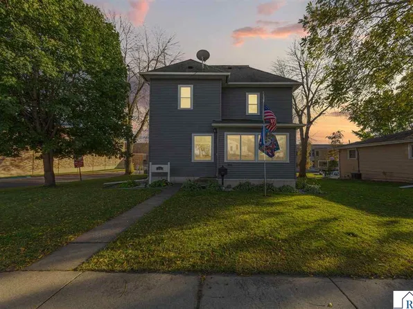 212 Boulevard Ave NE, Montgomery, MN 56069