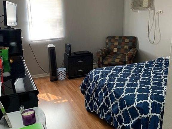 5th image of 5648 Saint James Ct APT 2E