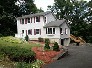 48 Arbutus St, Putnam Valley, NY 10579