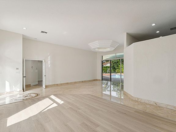 4th image of 5965 NW 99th Way