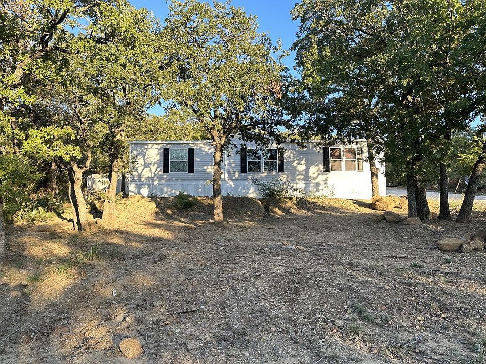 1st image of 445 Lakeside Dr