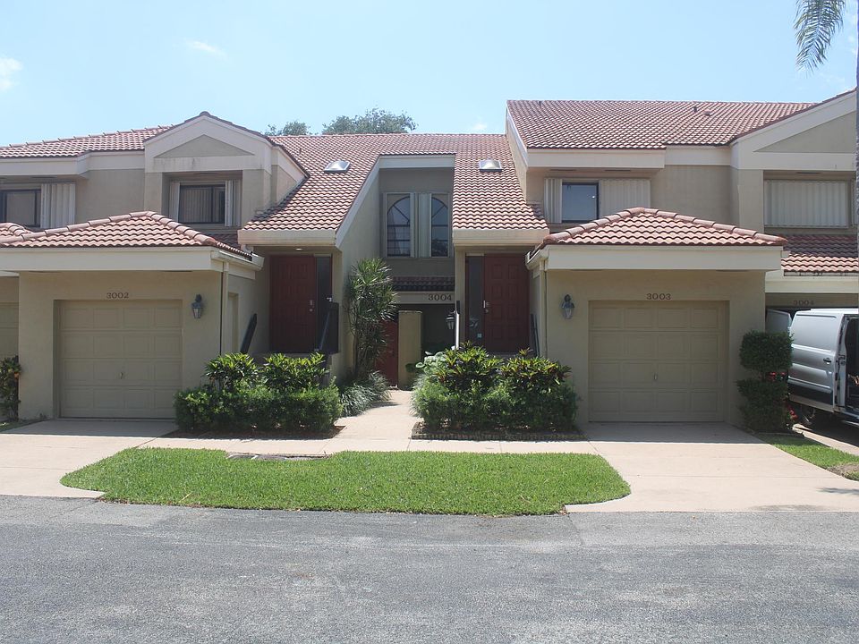 2nd image of 3004 Black Oak Ct #3004