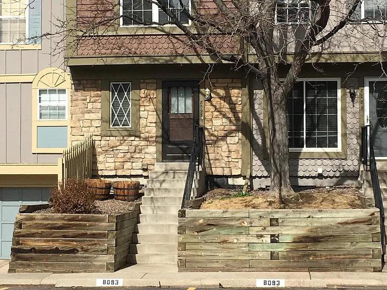 8093 S Columbine Ct — Photo 1