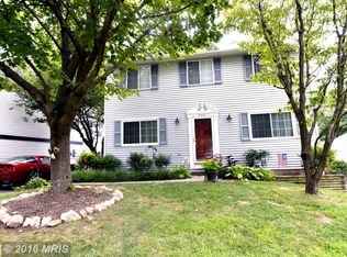 8447 Great Lake Ln, Springfield, VA 22153