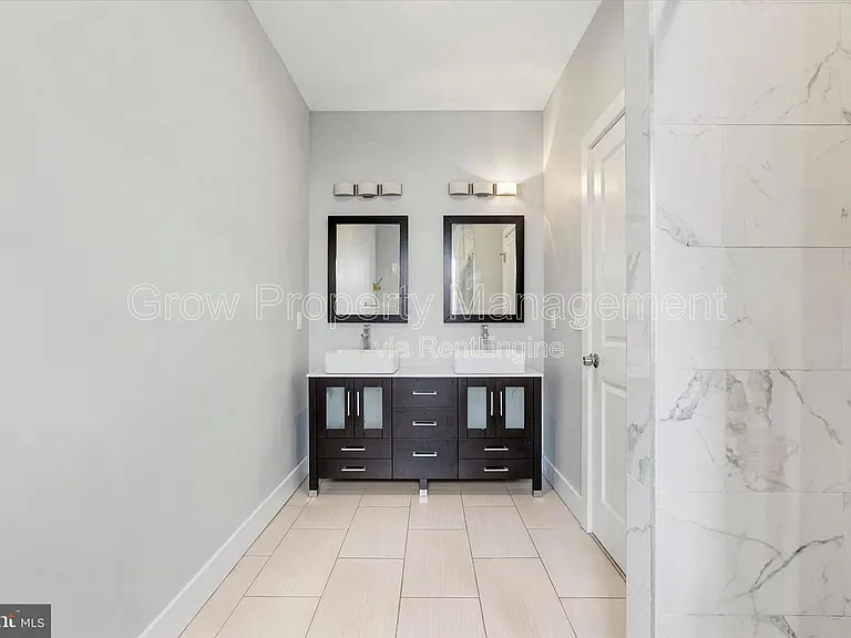 1730 Ingersoll St — Photo 19
