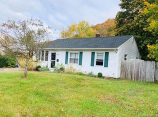 94 Hellstrom Rd, East Haven, CT 06512