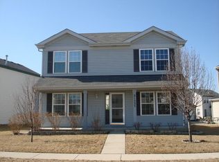 21525 Vesper St, Crest Hill, IL 60403