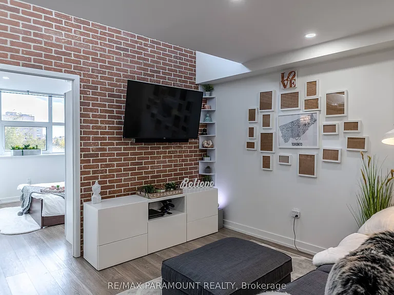 1410 Dupont St #315 — Photo 8