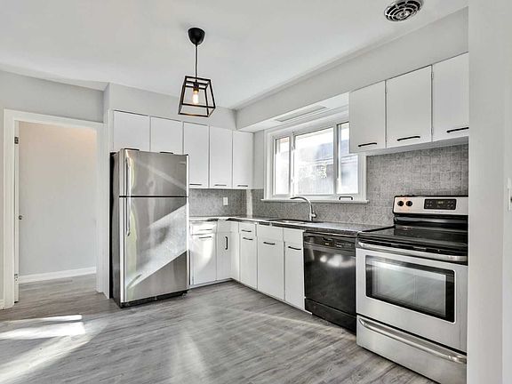 2nd image of 275 Southwood Dr