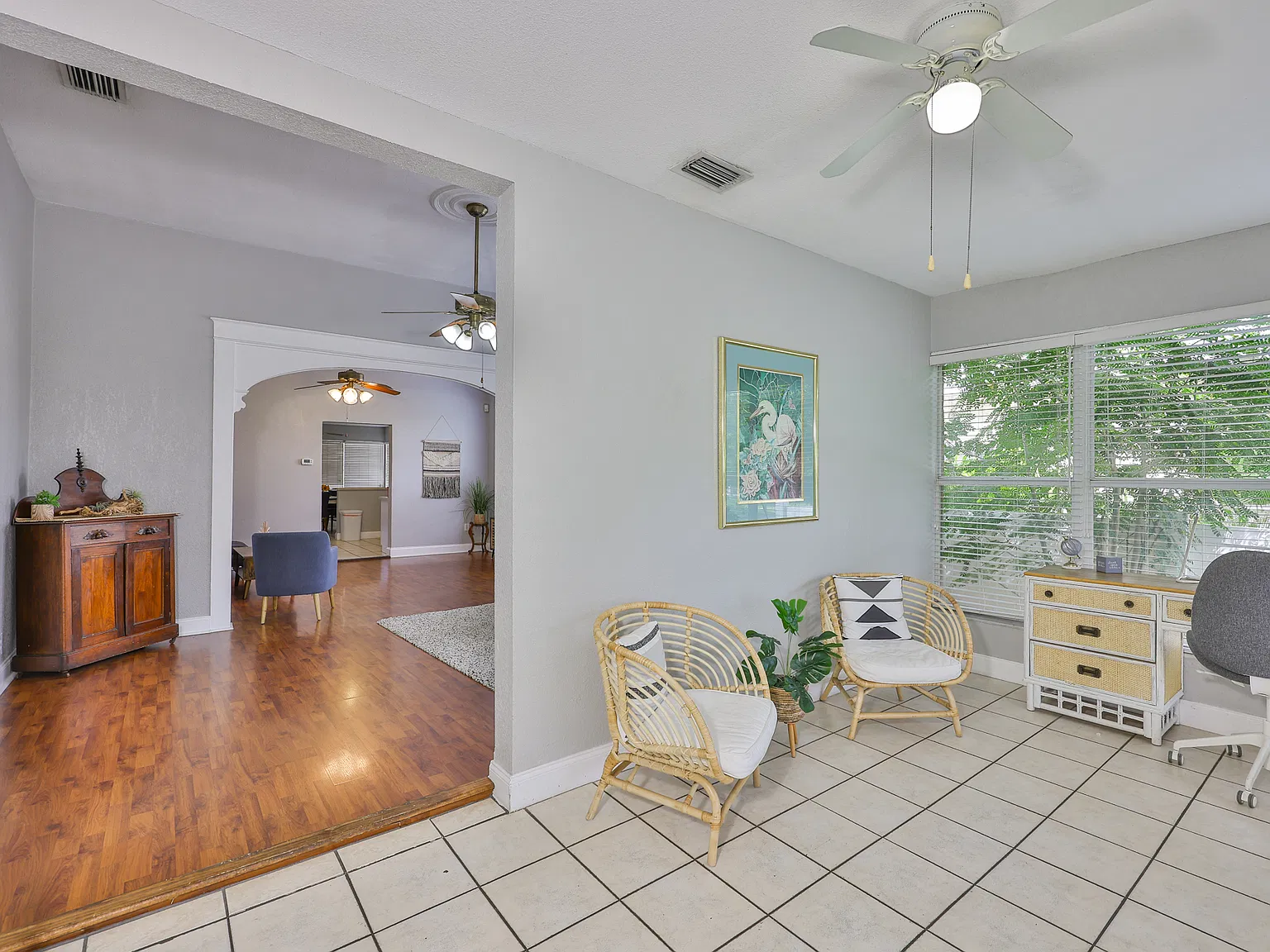 4 bed, 1882 sqft, $2,975 — Photo 4