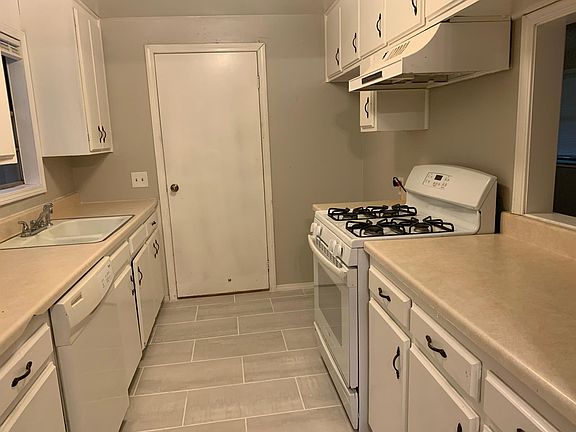 2nd image of 1529 Mallard Dr