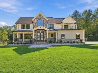 9 Black Birch Rd, Scotch Plains, NJ 07076