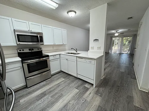 4276 Calinda Ln Photo 1