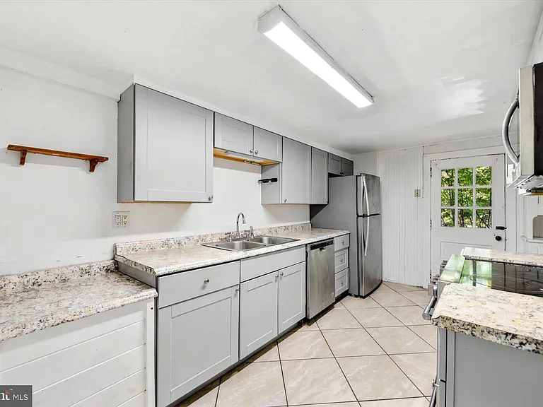 210 Westtown Way — Photo 6