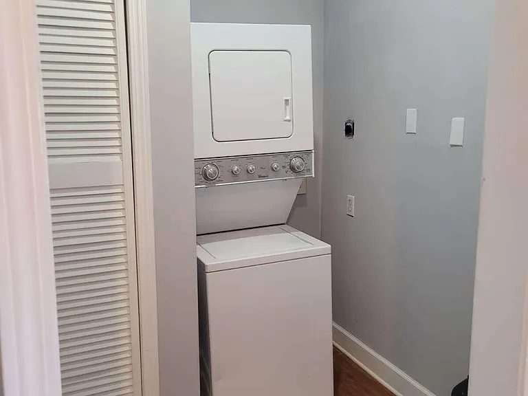 6935 Ivy Log Dr — Photo 10