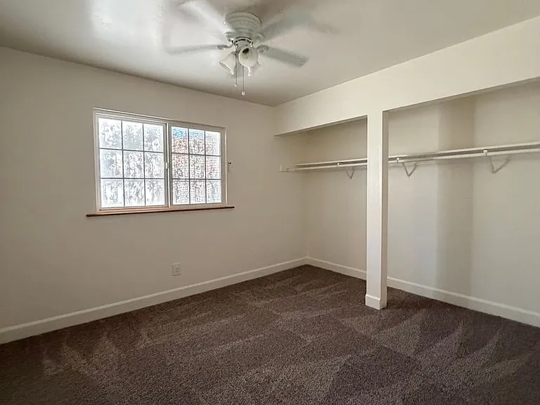 424 Oakmont Dr — Photo 46