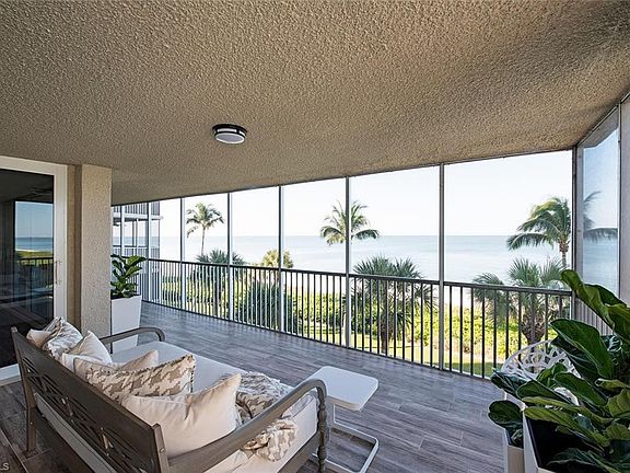 3rd image of 10691 Gulf Shore Dr APT 402
