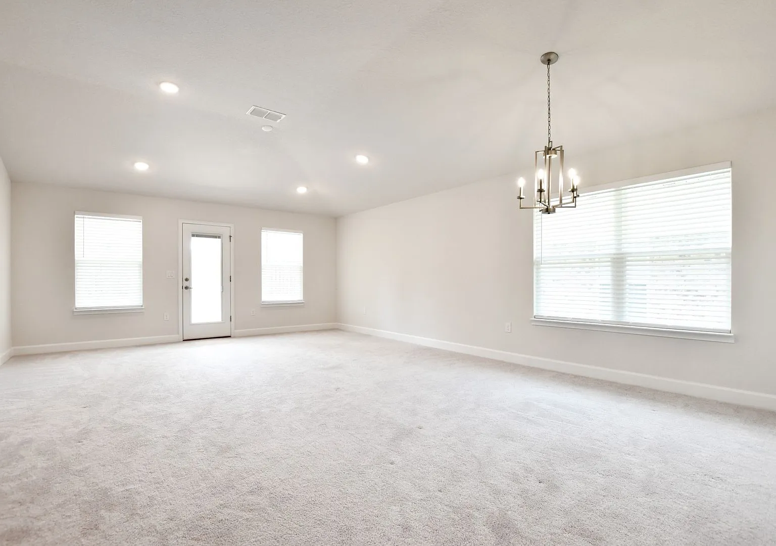 15975 NW 123rd Ave ( Savannah Station ) — Photo 3